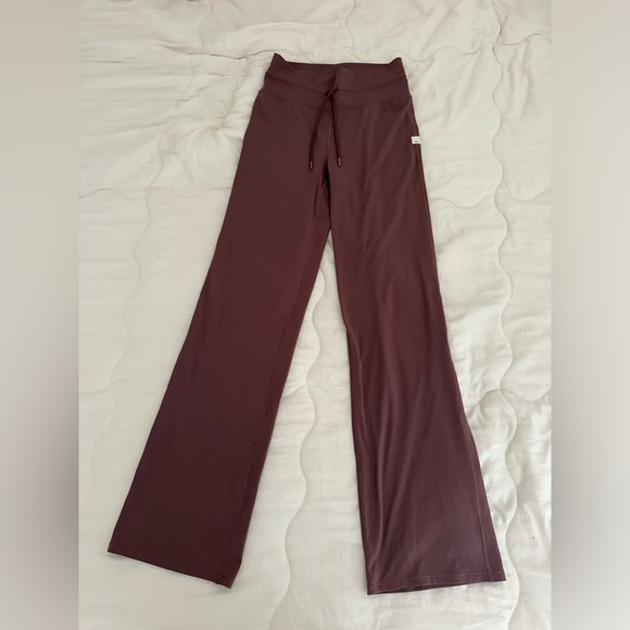 Vuori Wideleg Leggings - Picture 1 of 3